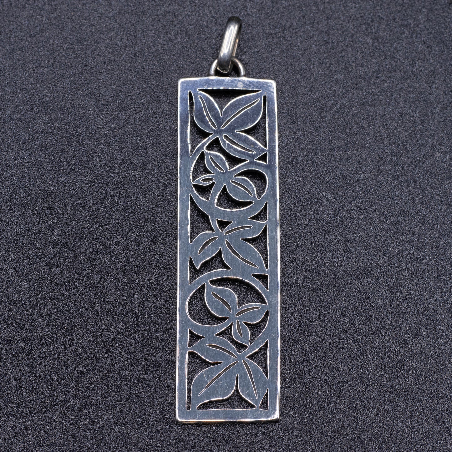 Rectangular Creeper Pendant